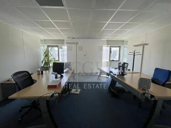 Plus de détails pour Bureau à louer