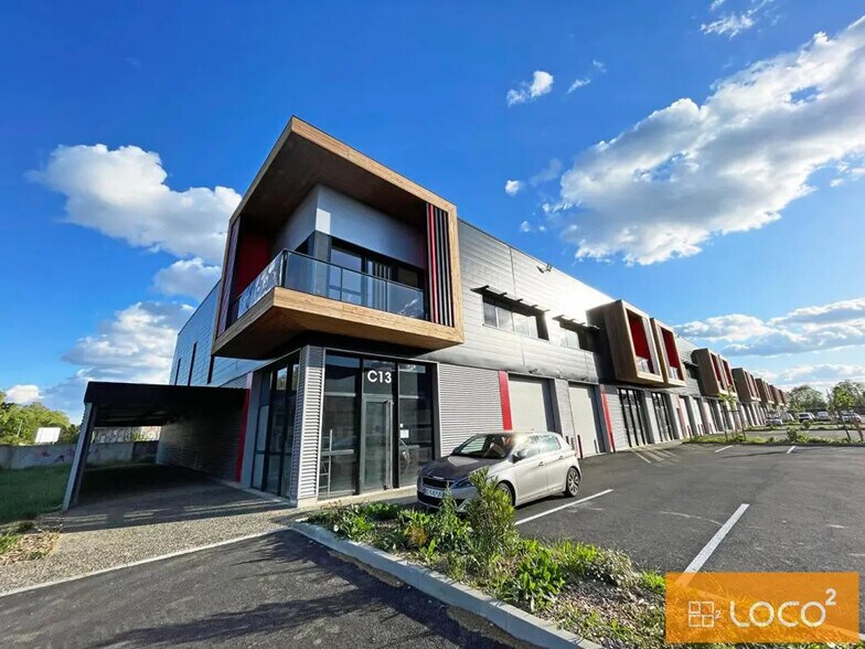 25 Rue Des Usines, Fenouillet à louer - Photo de l’immeuble – Image 1 sur 5