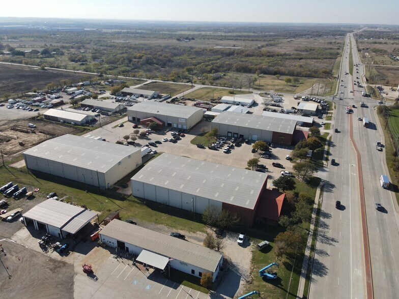 4801 W University Dr, Denton, TX à louer - Photo de l’immeuble – Image 2 sur 7