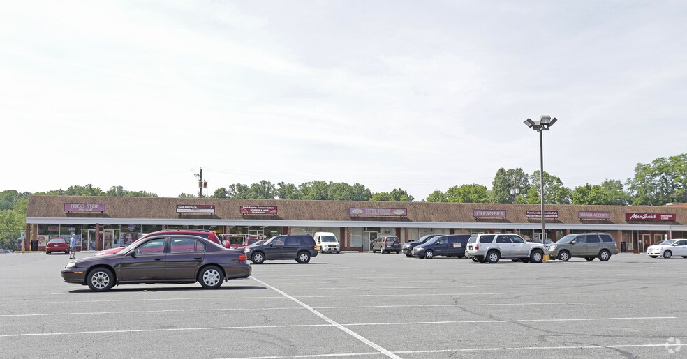4816-4890 Boiling Brook Pky, Rockville, MD à louer - Photo de l’immeuble – Image 2 sur 6