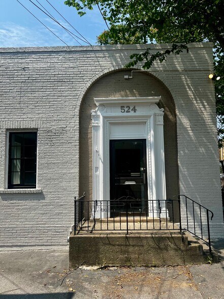 524 Franklin St, Buffalo, NY à louer - Photo de l’immeuble – Image 2 sur 8