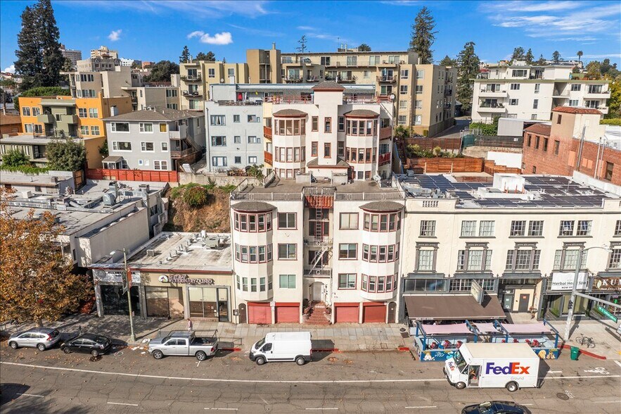 570 Grand Ave, Oakland, CA à vendre - Photo de l’immeuble – Image 3 sur 49