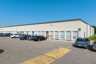 Plus de détails pour 3041-3079 Universal Dr, Mississauga, ON - Industriel/Logistique à louer