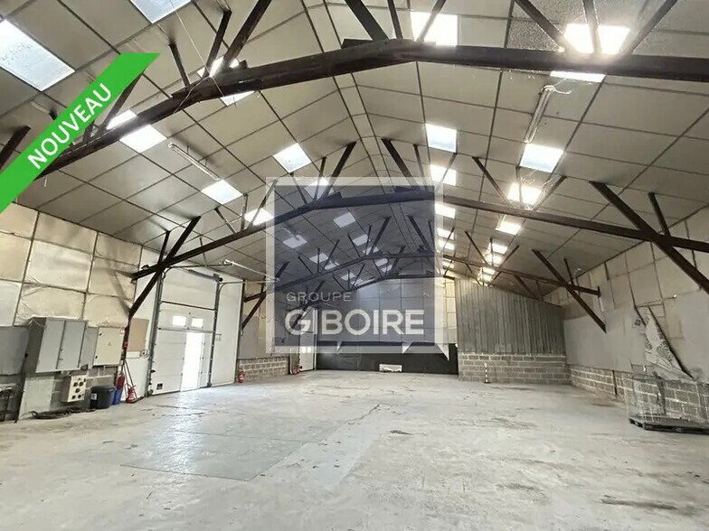 Industriel/Logistique dans Châteaubourg à louer - Photo de l’immeuble – Image 2 sur 11