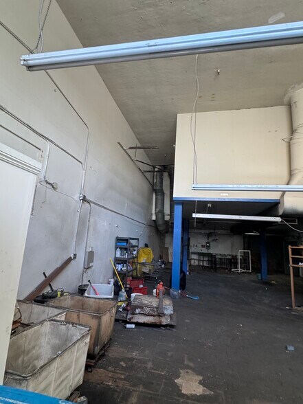 200-206 E 2nd Ave, San Mateo, CA à louer - Photo de l’immeuble – Image 3 sur 10