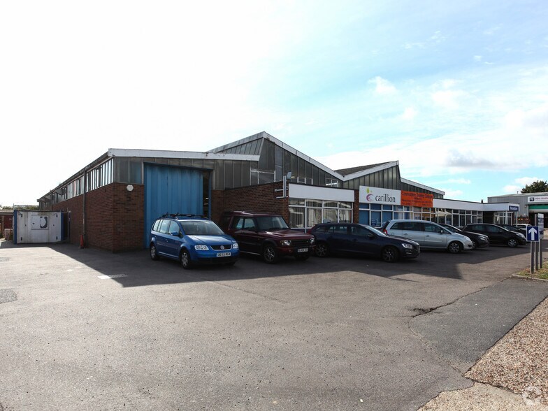 Tribune Dr, Sittingbourne à louer - Photo principale – Image 1 sur 3