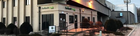 128 15th St NW, Faribault, MN à louer - Photo de l’immeuble – Image 2 sur 17