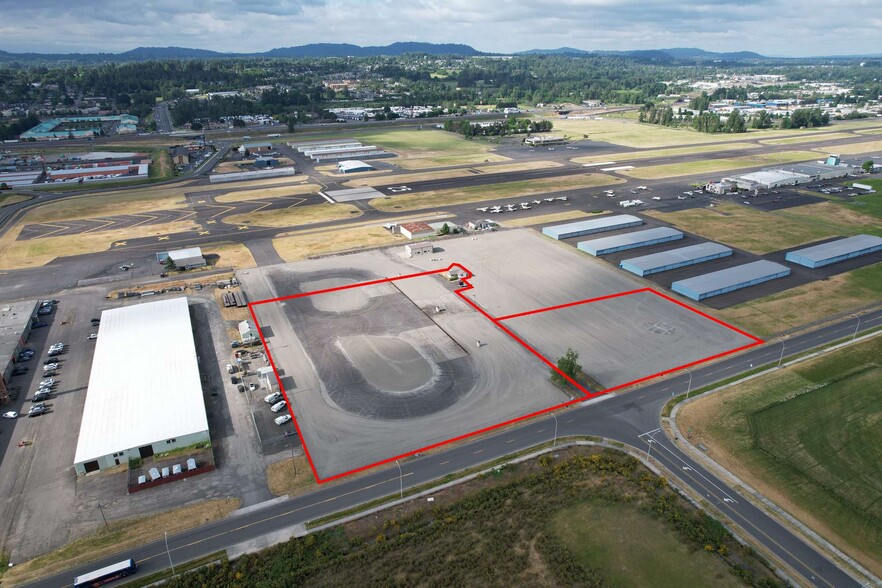 530 NW Graham Rd, Troutdale, OR à louer - Photo de l’immeuble – Image 1 sur 7