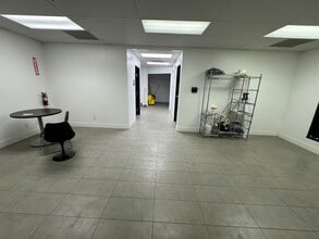 3585 N Del Sol, Palm Springs, CA à louer Photo intérieure– Image 2 sur 14