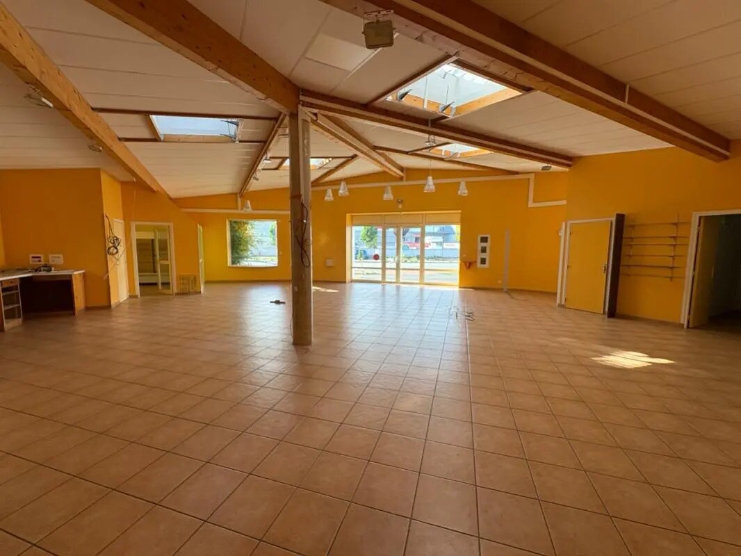 Local commercial dans Roanne à vendre Photo intérieure– Image 1 sur 6
