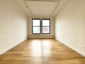 95 River St, Hoboken, NJ à louer Photo de l’immeuble– Image 1 sur 3