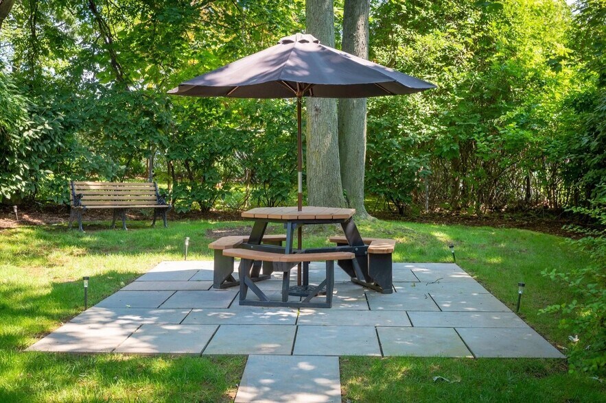 14 Walden Pl, Montclair, NJ à vendre - Photo de l’immeuble – Image 2 sur 22