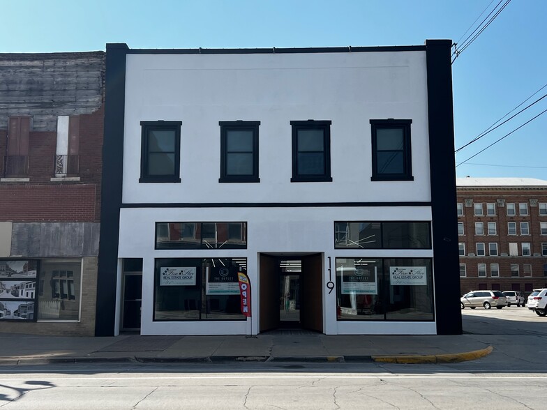 119 E Main St, Marshalltown, IA à louer - Photo de l’immeuble – Image 1 sur 5