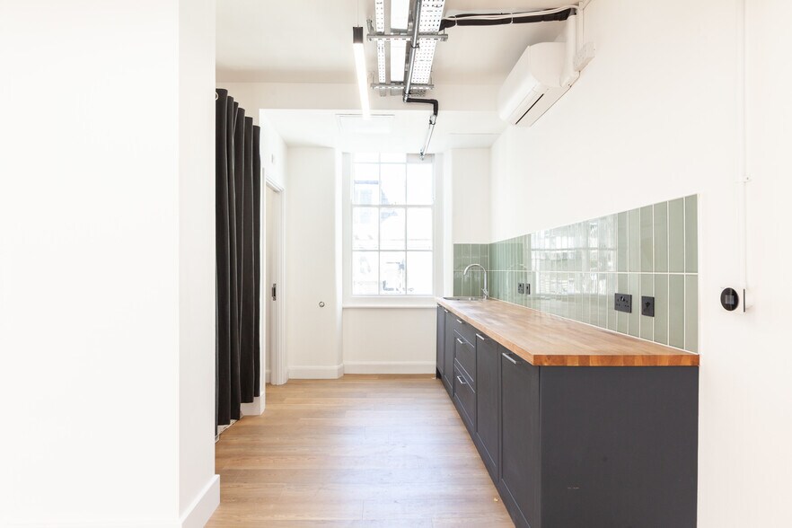 4 Great Portland St, Londres à louer - Photo de l’immeuble – Image 3 sur 8