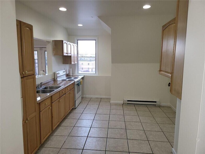 114-116 114-116 S Hall St, Allentown, PA à vendre - Photo de l’immeuble – Image 2 sur 11