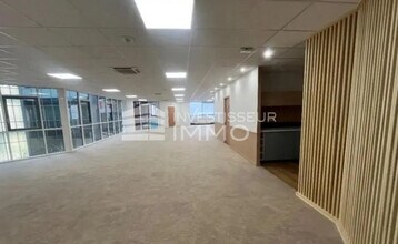 Bureau dans Torcy à vendre Photo intérieure– Image 2 sur 4