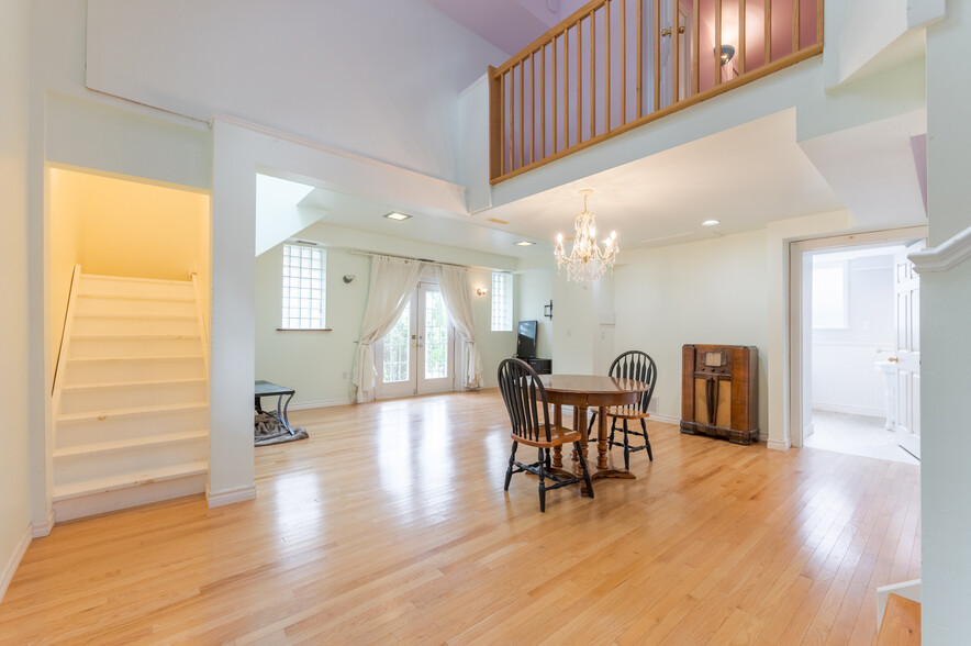 131 King St E, Cobourg, ON à vendre - Photo de l’immeuble – Image 3 sur 36