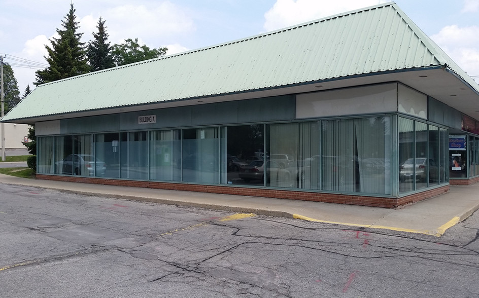 751 Victoria St S, Kitchener, ON à louer - Photo de l’immeuble – Image 2 sur 3