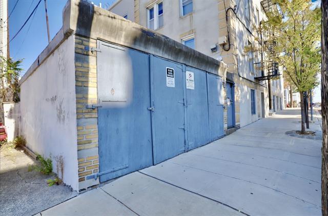 1701 Central Ave, Union City, NJ à vendre - Photo de l’immeuble – Image 2 sur 44