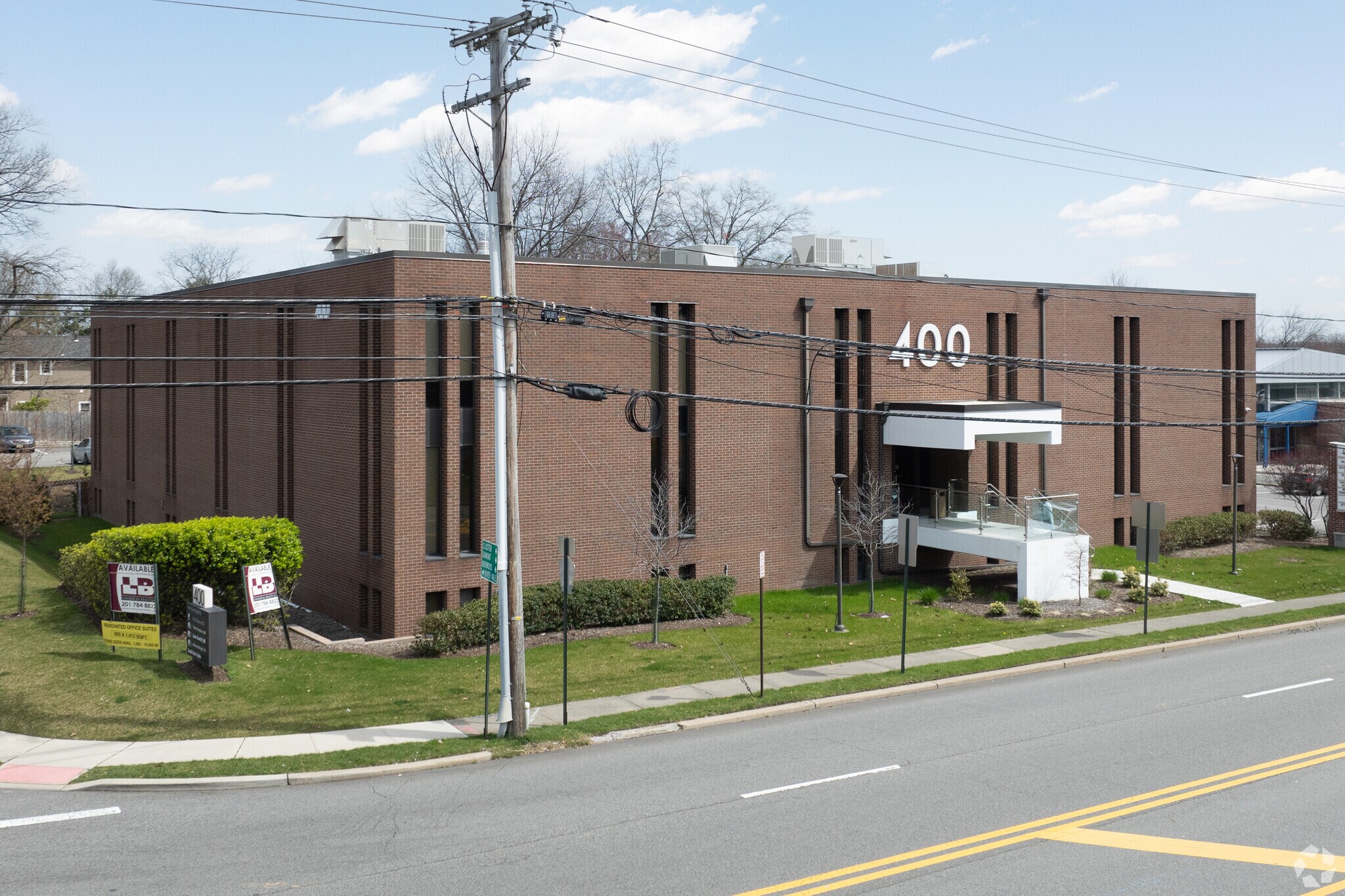 400 Old Hook Rd, Westwood, NJ à louer Photo principale– Image 1 sur 6