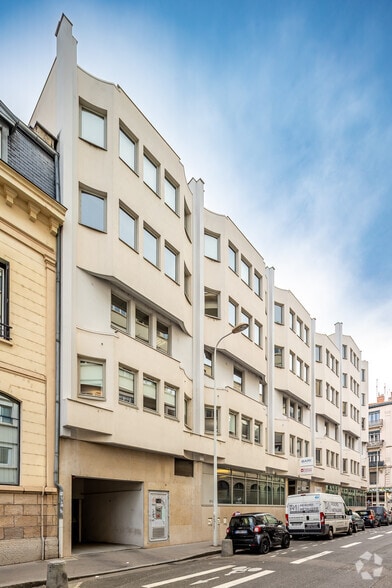 Bureau dans Lyon à louer - Photo de l’immeuble – Image 2 sur 4