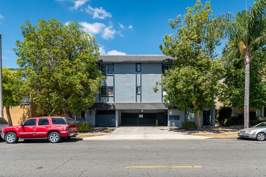 1810 S Broadway, Santa Ana, CA à vendre - Photo de l’immeuble – Image 3 sur 21