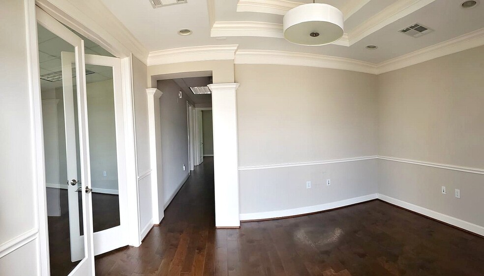 2219 Sawdust Rd, The Woodlands, TX à louer - Photo de l’immeuble – Image 2 sur 6