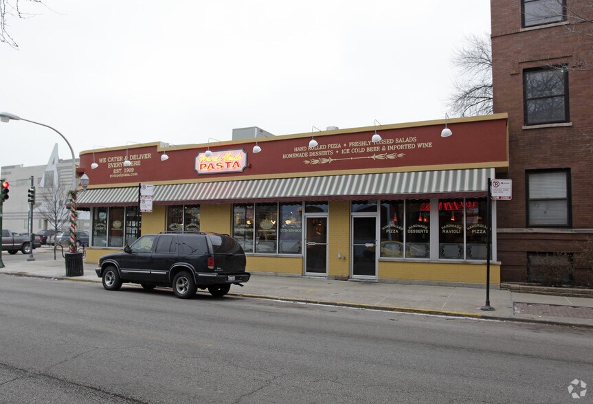 949-2955 N Sheffield Ave, Chicago, IL à louer - Photo de l’immeuble – Image 3 sur 7