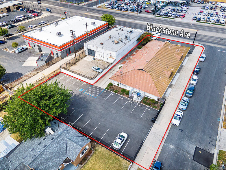 2632-2640 N Blackstone Ave, Fresno, CA à louer - Photo de l’immeuble – Image 2 sur 17