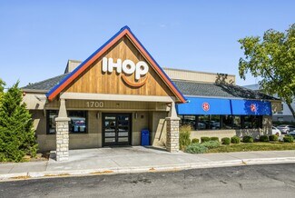 Plus de détails pour 1700 E Higgins Rd, Schaumburg, IL - Local commercial à vendre