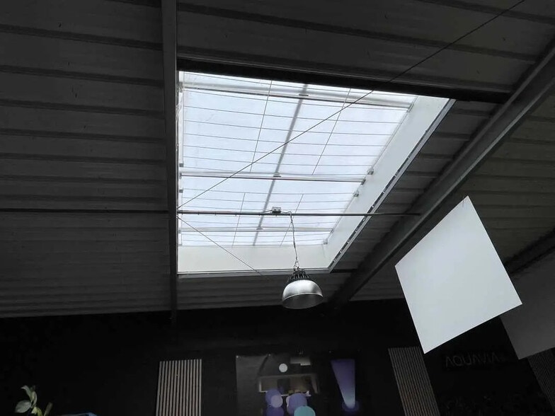 Local commercial dans Bresles à louer - Photo intérieure – Image 3 sur 3