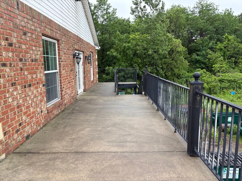 6302B Old North Point Rd, Sparrows Point, MD à louer - Photo de l’immeuble – Image 3 sur 4