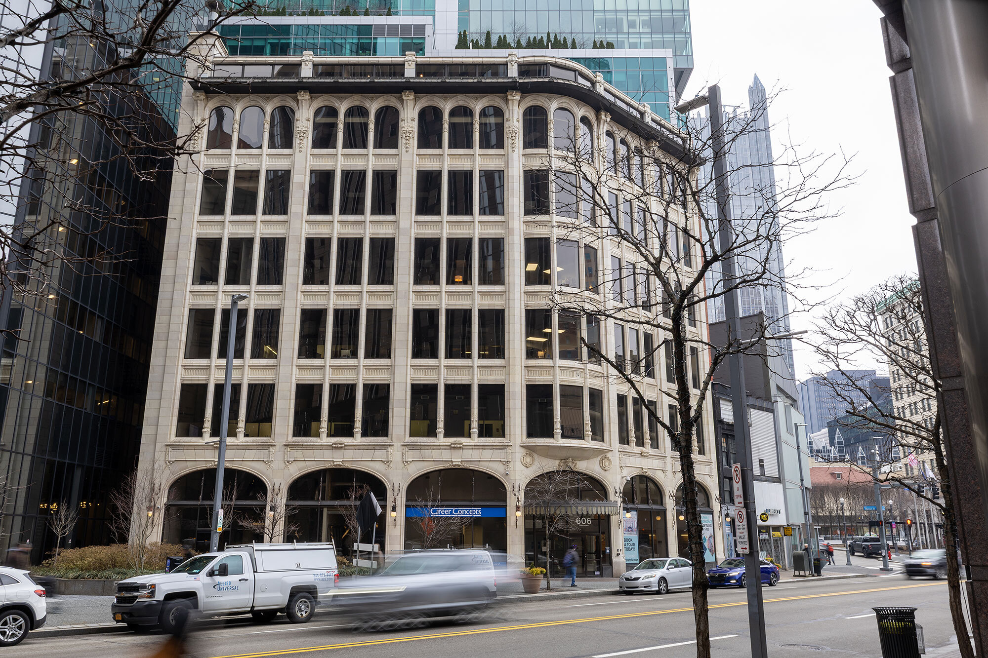 606 Liberty Ave, Pittsburgh, PA à louer Photo de l’immeuble– Image 1 sur 8