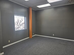 42 N University Ave, Provo, UT à louer Photo intérieure– Image 2 sur 9