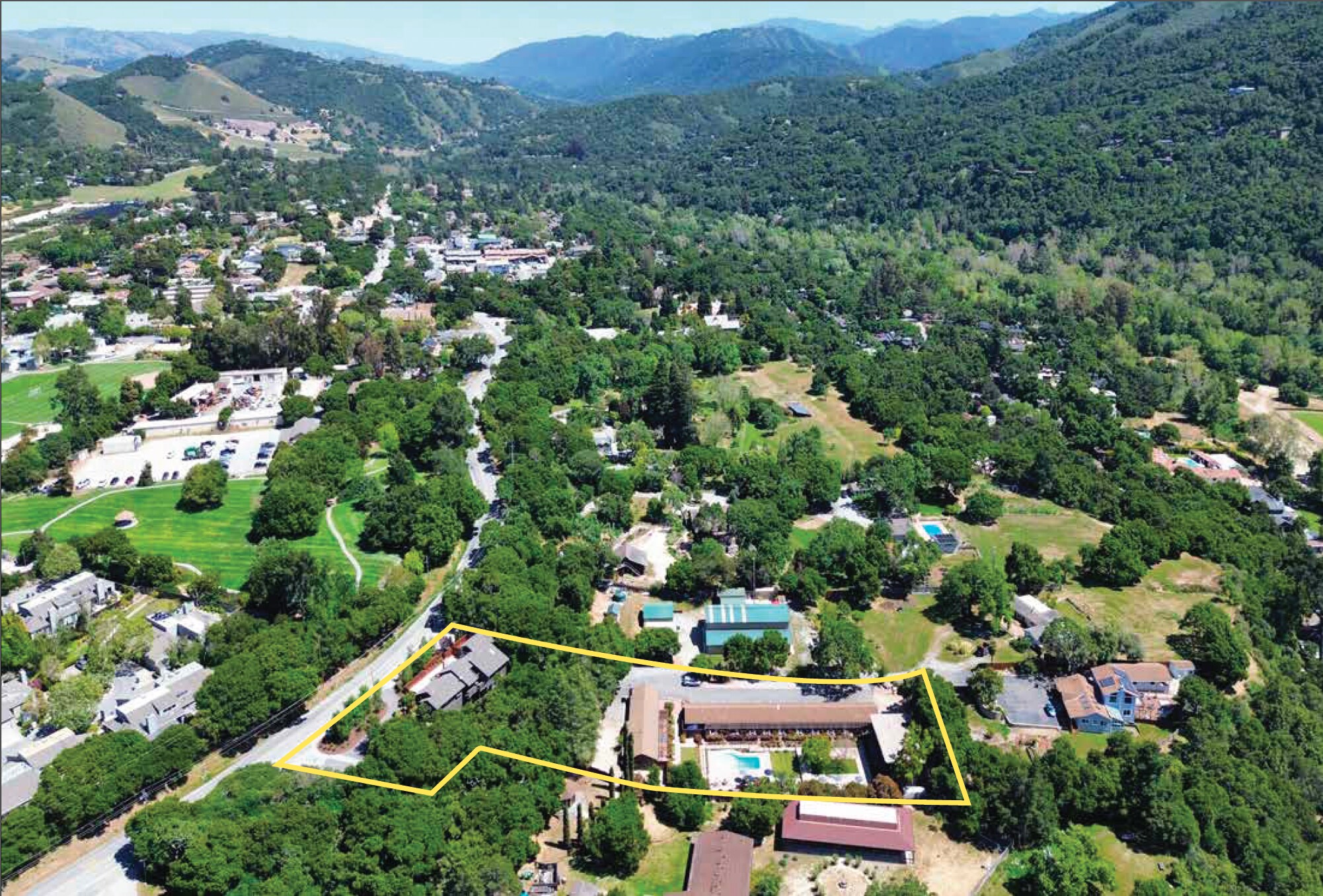 102 W Carmel Valley Rd, Carmel Valley, CA à vendre Photo de l’immeuble– Image 1 sur 34