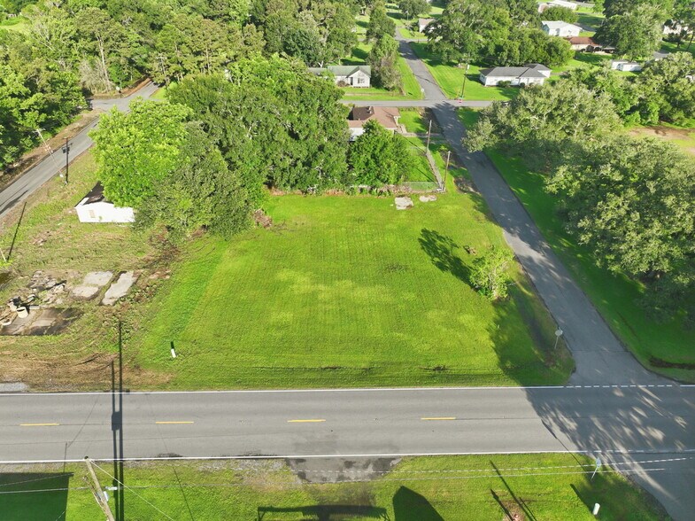 7697 Alabama Ave, Hayes, Ln, Hayes, LA à vendre - Photo de l’immeuble – Image 2 sur 9