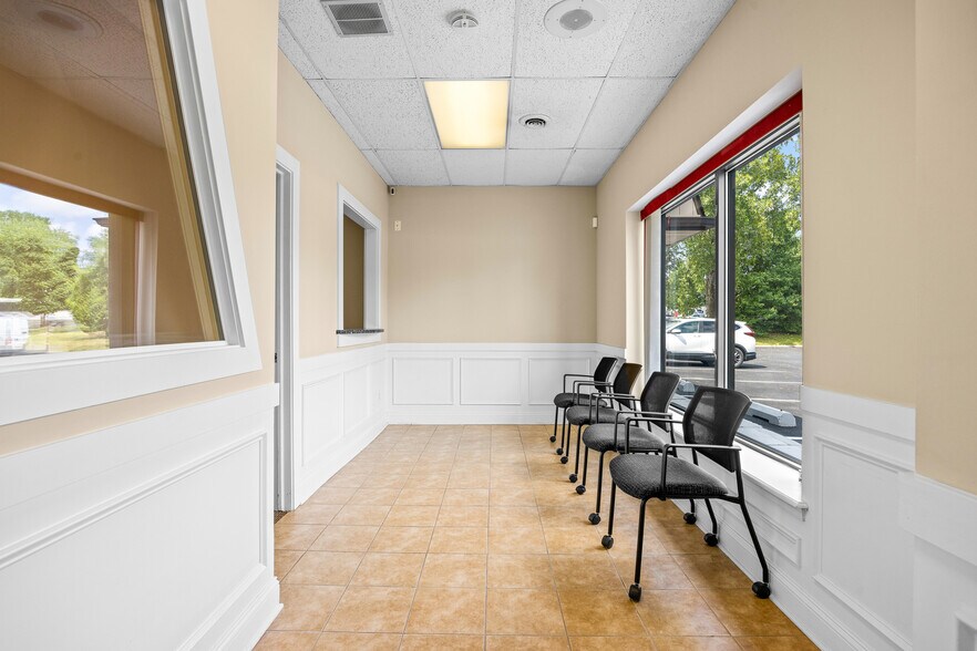 2910 Route 130, Delran, NJ à louer - Photo intérieure – Image 3 sur 9