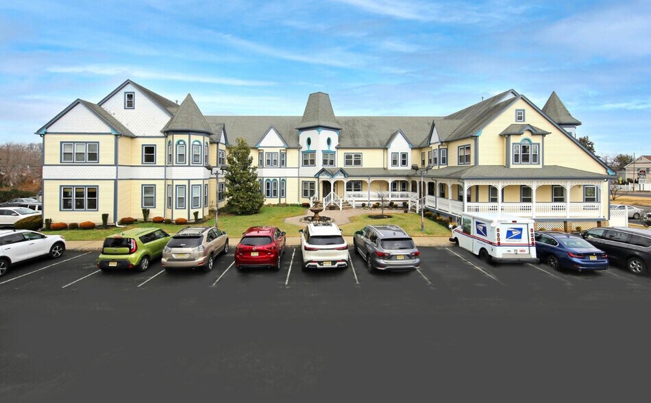 30 Freneau Ave, Matawan, NJ à louer - Photo de l’immeuble – Image 2 sur 3
