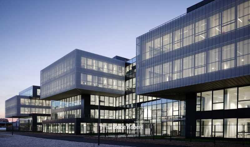 Local d’activités dans Villeurbanne à louer - Photo de l’immeuble – Image 2 sur 18