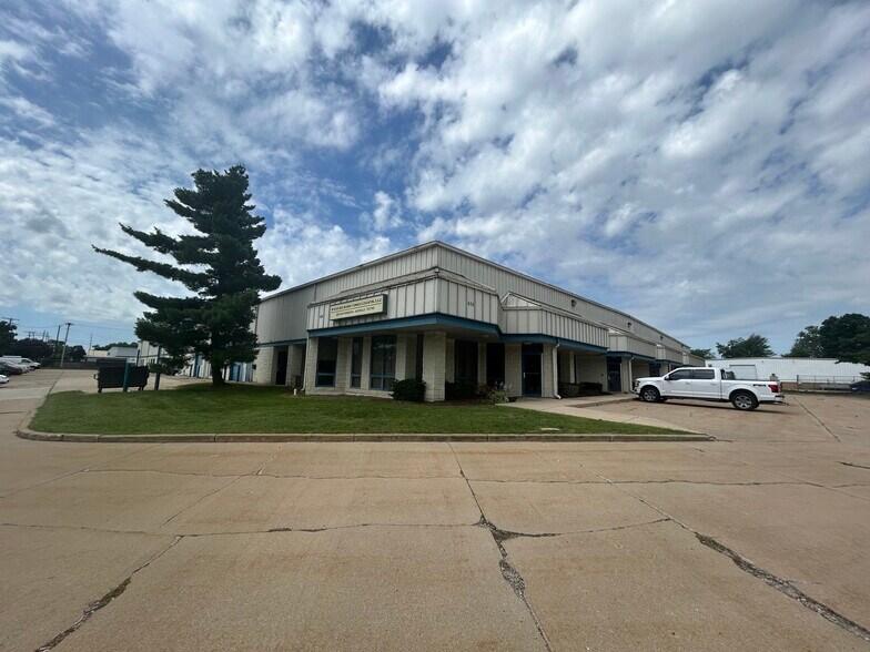 630 E Bronson St, South Bend, IN à louer - Photo de l’immeuble – Image 2 sur 10
