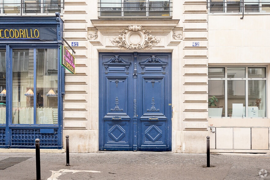 42-44 Rue De Paradis, Paris à louer - Photo de l’immeuble – Image 3 sur 3