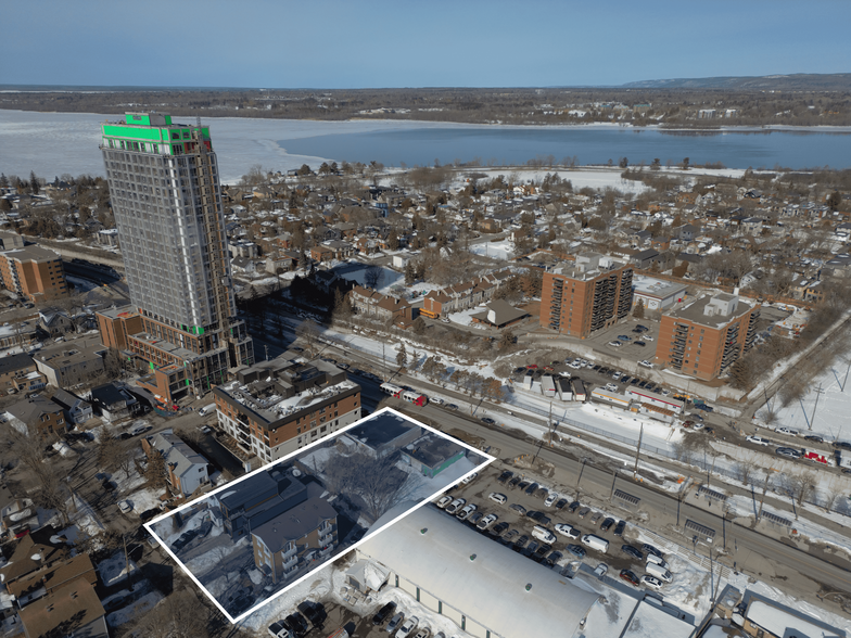 2050 Scott St, Ottawa, ON à vendre - Aérien – Image 3 sur 7