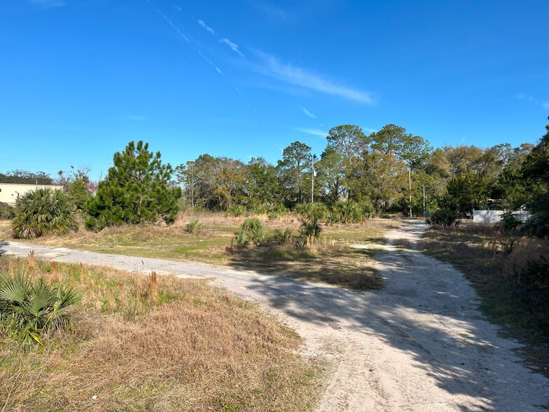 2005 Mayport Rd, Jacksonville, FL à louer - Photo de l’immeuble – Image 3 sur 9