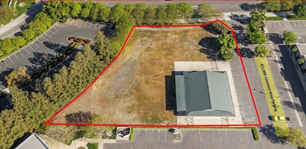 3404 Shadowbrook Dr, Stockton, CA à vendre - Photo principale – Image 1 sur 28