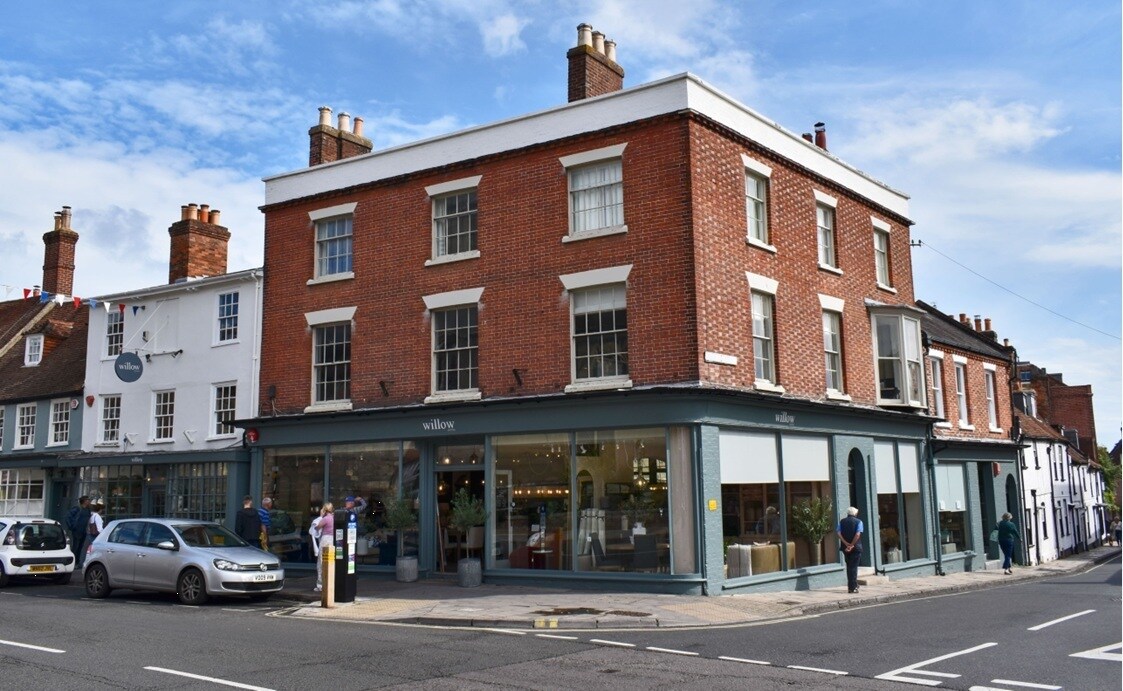 60-62 High Street, Lymington à louer Photo de l’immeuble– Image 1 sur 5