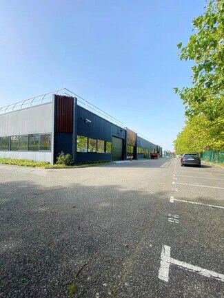 Plus de détails pour Industriel/Logistique à louer