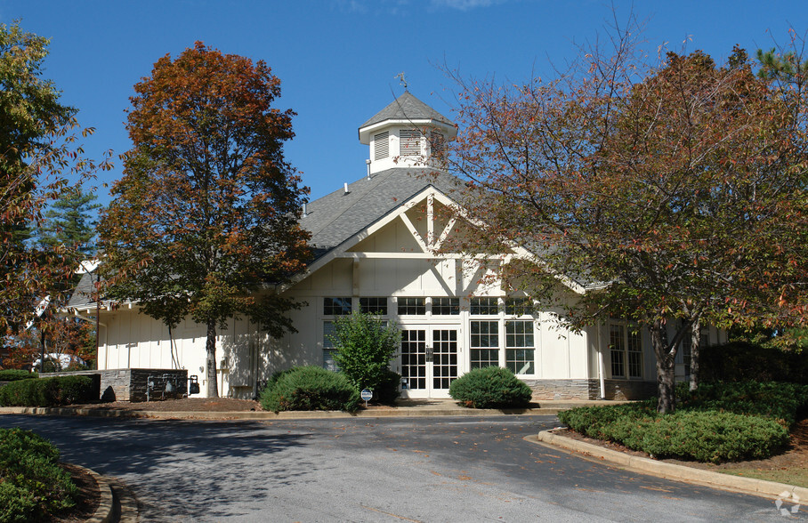 2000 Shakerag Hl, Peachtree City, GA à louer - Photo de l’immeuble – Image 3 sur 8