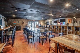 151 E Main St, Kingsport, TN à louer Photo intérieure– Image 2 sur 7