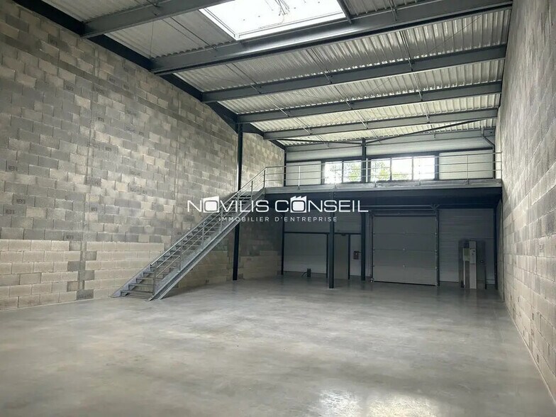 Local d'activités dans Montauban à vendre - Photo de l’immeuble – Image 3 sur 17