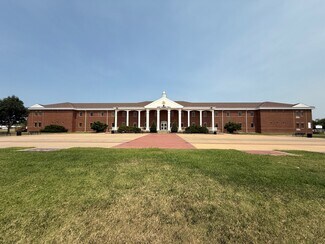 Plus de détails pour 110 W Otis Ave, Salina, KS - Bureau à vendre